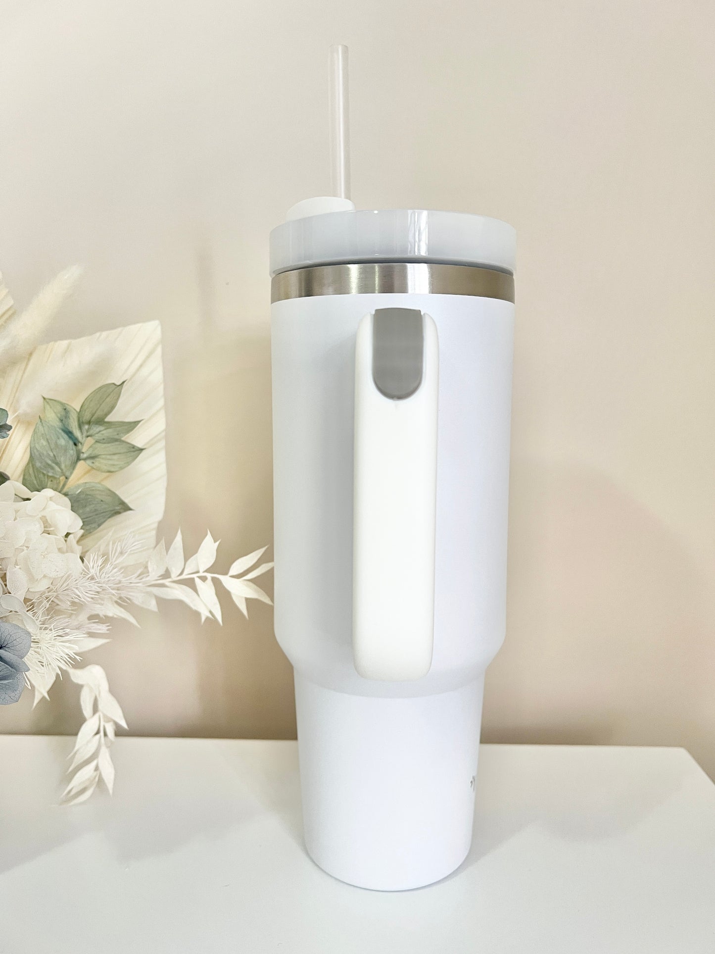 White TKC Tumbler 40oz